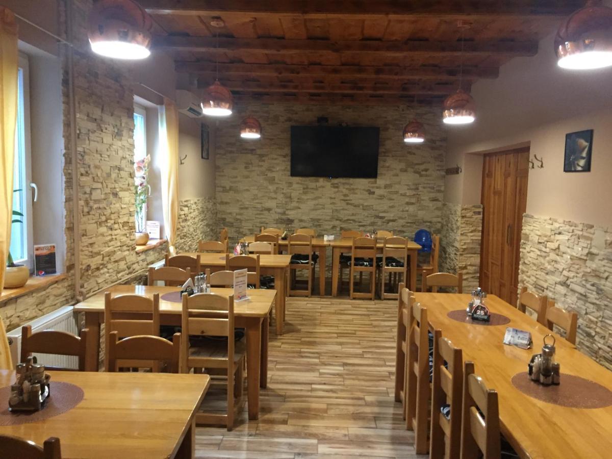 Hotel Taurus Острава Экстерьер фото