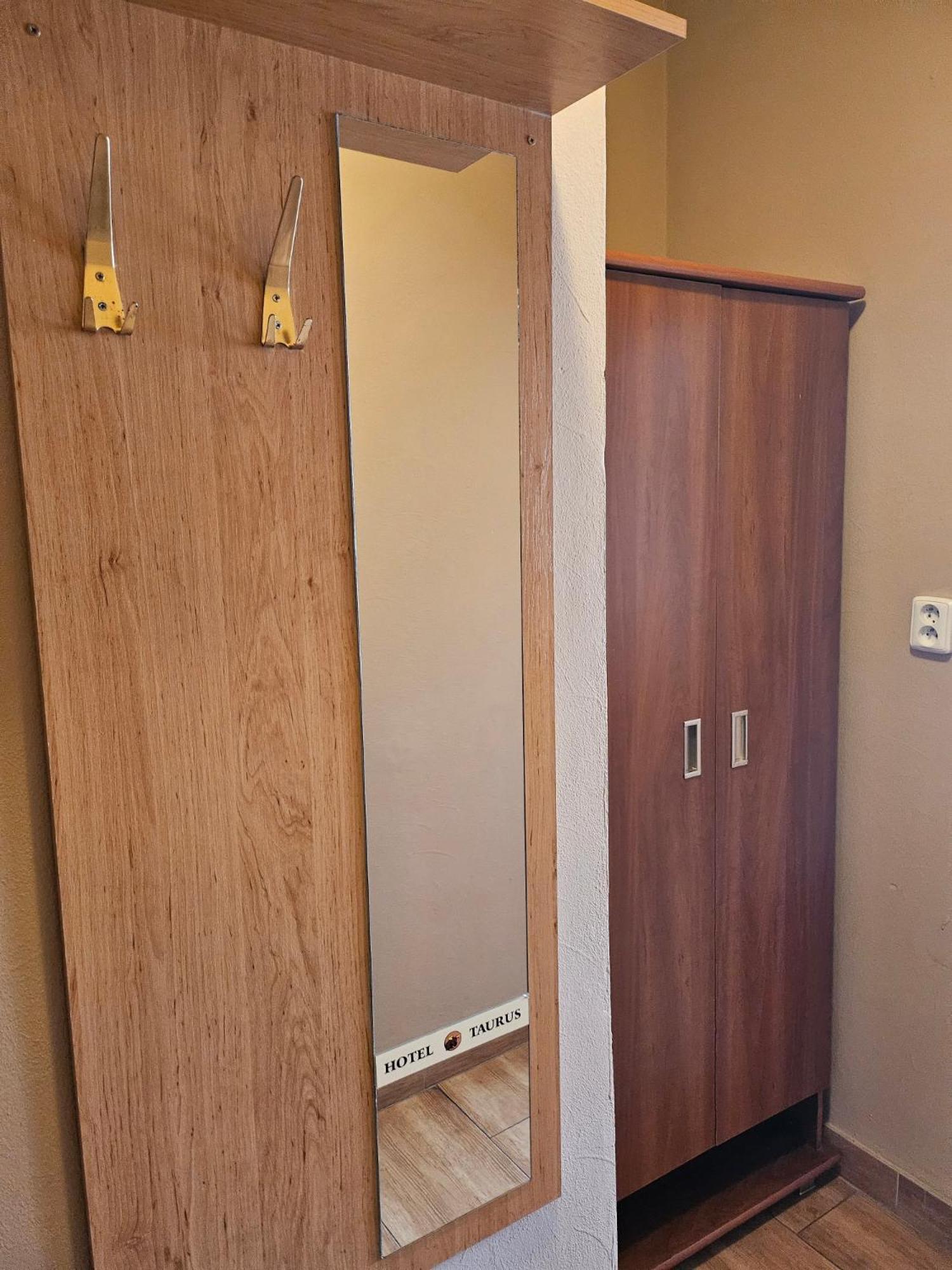 Hotel Taurus Острава Экстерьер фото